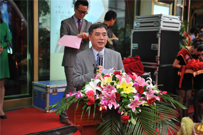 欧美日韩狠狠爱视频a片